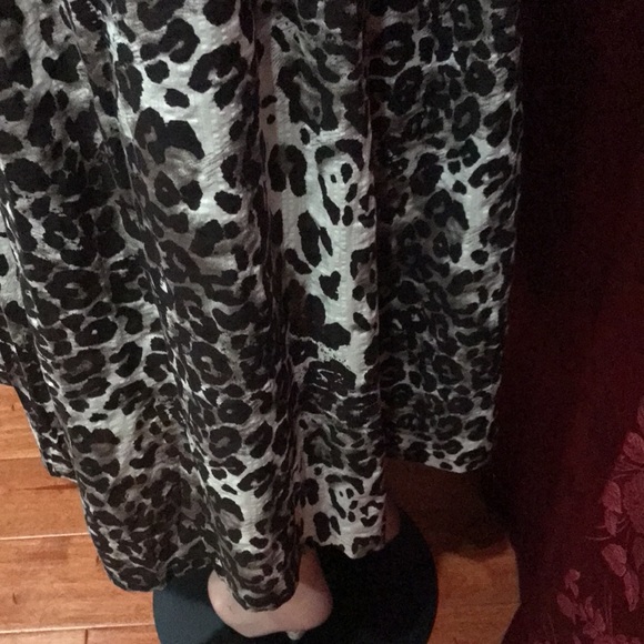 YESNO animal print maxi medium size dress. - Picture 6 of 10